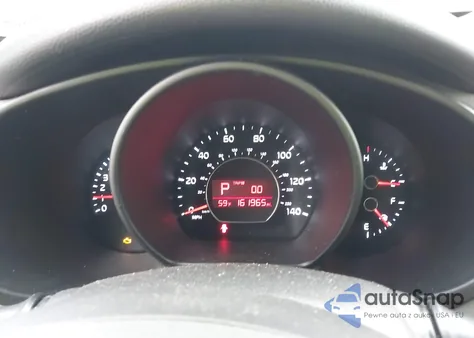 2014 Kia Soul z USA, uszkodzony, nr VIN KNDJN2A21E7057727